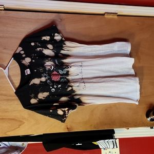 Graphic Tee Rose Moon Sun 🌞 🌙